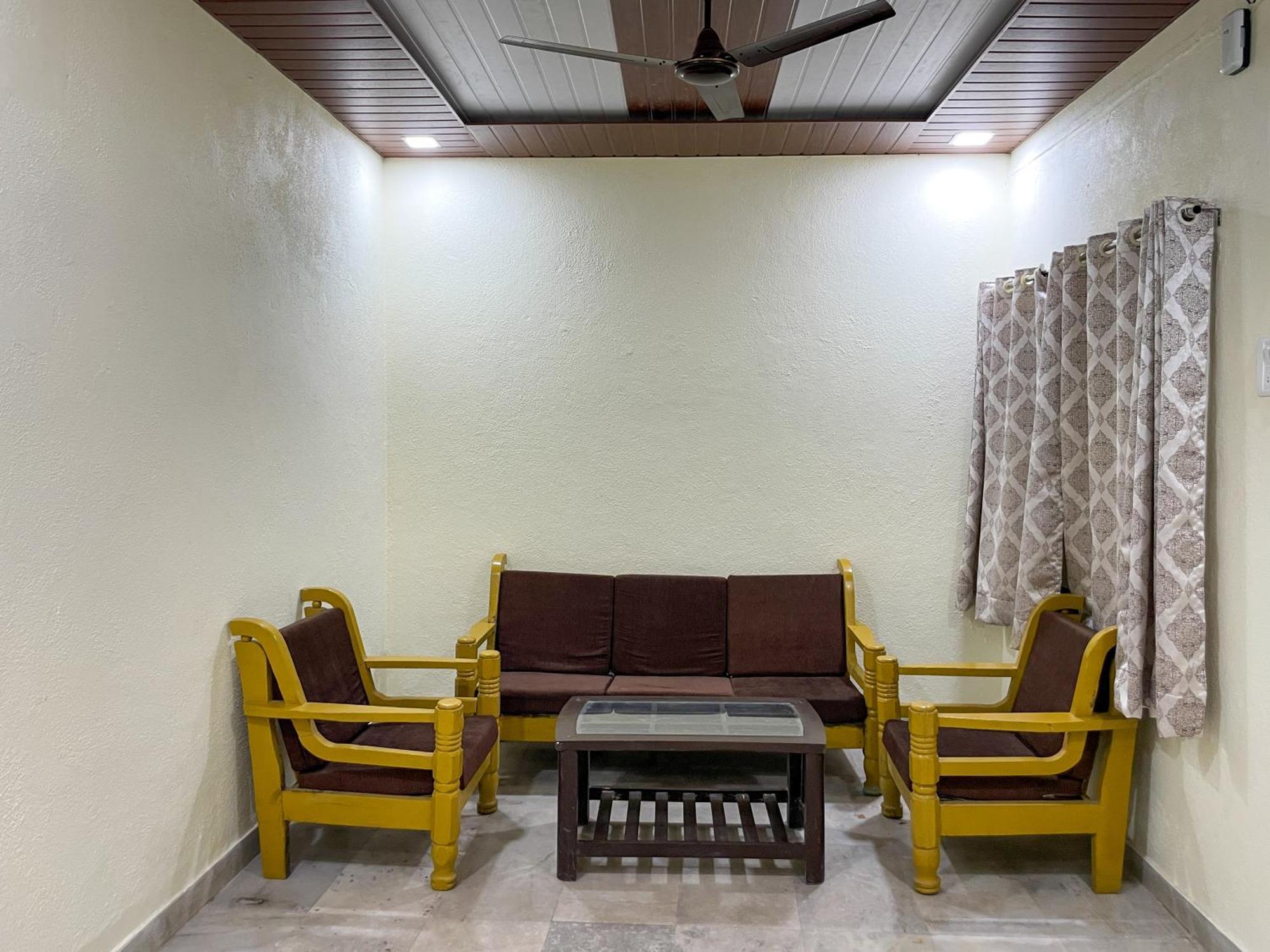 Zars Villa, Lonavala Εξωτερικό φωτογραφία