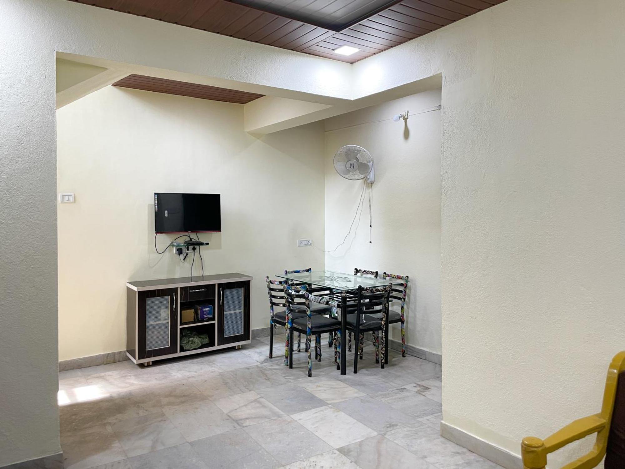 Zars Villa, Lonavala Εξωτερικό φωτογραφία