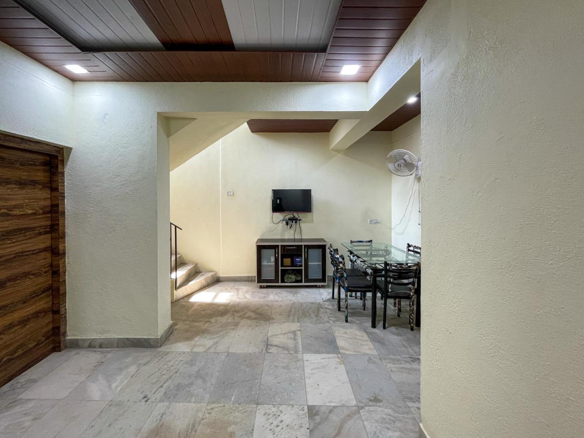 Zars Villa, Lonavala Εξωτερικό φωτογραφία